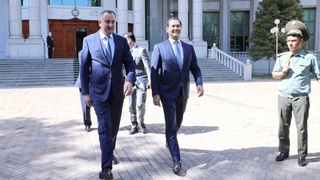 Oʻzbekiston va Tojikiston koʻp qirrali hamkorlikni kengaytirish yoʻlida