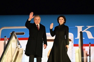 Ўзбекистон Президенти Пекиндан Шэньчжэнга келди