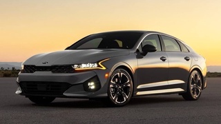 За три месяца в Узбекистан было импортировано 6 950 легковых автомобилей