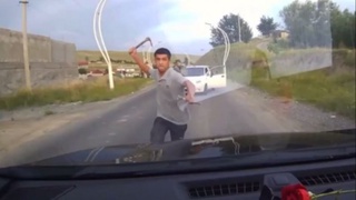 «Matiz» ҳайдовчиси ҳаракатланаётган «Equinox» ойнасига иш қуроли билан нега ҳужум қилгани маълум бўлди