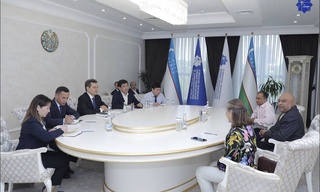 Шерзод Шерматов Бангладештегі Америка халықаралық университетінің басшылығымен кездесті