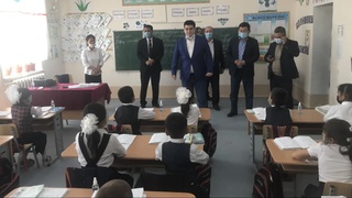 Изучается реализация работы по комплексному социально-экономическому развитию Республики Каракалпакстан