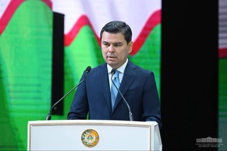 Temir yo'l transporti xodimlari kuni munosabati bilan tadbir bo'lib o'tdi