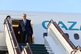 Qozog‘iston Respublikasi Prezidenti SHHT sammitiga keldi