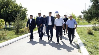 «Миллий тикланиш» номзоди Алишер Қодиров Жиззахда