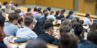 Учеба в вузах, лицеях и колледжах начнется с 23 января в традиционном режиме