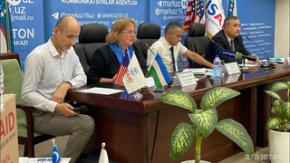 АҚШ Ўзбекистонга 131 тонналик озиқ-овқат ёрдамини топширди