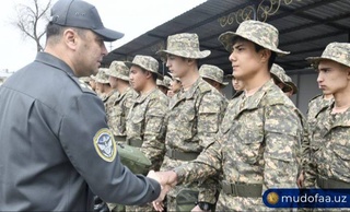 Призывники Ташкента отправились на срочную военную службу