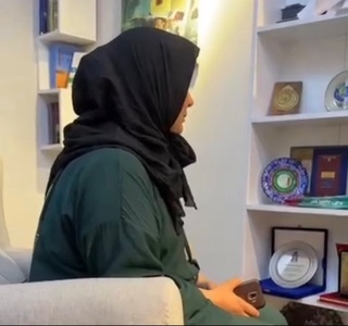 Туркияда ўзбекистонлик қиз ўз онасини кўчада қолдирди