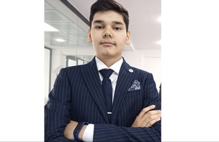 16 yoshda o'z IT jamoasiga asos solgan maktab o'quvchisi