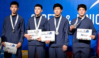 Qilichbozlarimiz Osiyo chempionatida 2 ta kumush medalni qoʻlga kiritdi