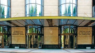 Faoliyati toʻxtatilgan Turkistonbank va HI-TECH BANK mijozlariga omonatlarni qaytaradimi?