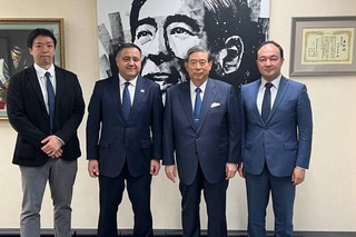 Issues of cooperation with a leading financial holding company were discussed in Tokyo