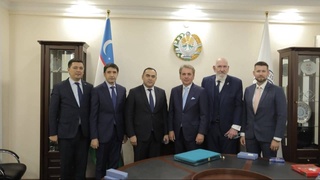 В Минвузе прошла встреча с руководителем Университета Вебстер