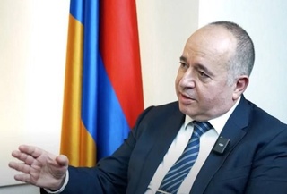 Armanistonning sobiq mudofaa vaziri Arshak Karapetyan Moskvada qo'lga olindi