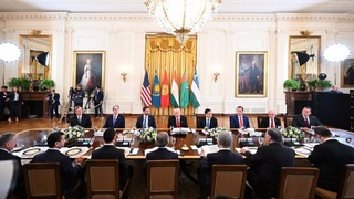 С5+1 форматы: Орайлық Азия ҳәм АҚШ бирге ислесиўиниң жаңа басқышы