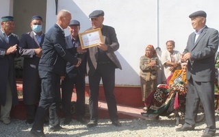 “Саламат” фермер хўжалиги давлатга пахта топшириш шартномавий режасини бажарди