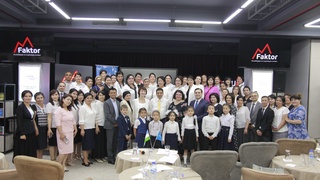 "Она тили ва ўқиш саводхонлиги" билан бир йил