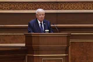 Енди 18 жасқа толмаған ҳәм 60 жастан асқан шахслар паспорт системасы қағыйдаларын бузғаны ушын жуўапкершиликке тартылмайды