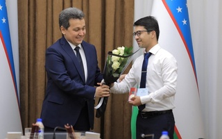 “Асосий мақсадим Халқаро олимпиадада иштирок этаётган ҳар бир ўқувчининг ғолиб бўлишига эришиш”