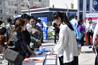 В Навои прошла ярмарка вакансий для лиц с инвалидностью