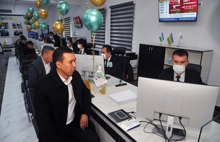 Хўжайли туман Давлат хизматлари марказининг янги биноси фойдаланишга топширилди