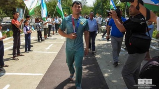 Олимпиада жеңімпазын лайықты күтіп алды