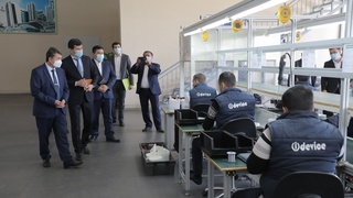 Министр ИКТ ознакомился с деятельностью предприятия «Telecom innovations»