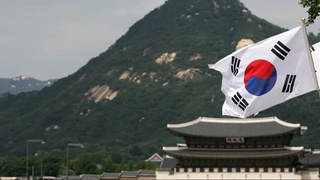 Жанубий Кореяда нолегал бўлиб турган ўзбекистонликларга мамлакатдан чиқиб кетиш муддати узайтирилди