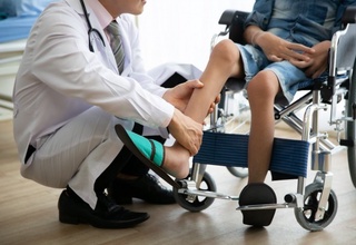 Спинал мушак атрофияси бўйича рўйхатга олинганлар бепул дори билан таъминланмоқда