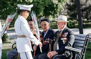 Иккинчи жаҳон урушида қатнашган, қаҳрамонларча ҳалок бўлганлар хотираси унутилмайди