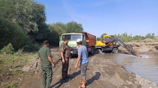 В Самарканде пресечена незаконная добыча песчано-гравийной смеси