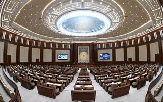 В ходе 27-го пленарного заседания сенаторами обсуждены шесть вопросов, в том числе пять законов