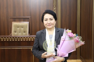 Наманганлик Наргиза Халилова энг ибратли судья деб топилди