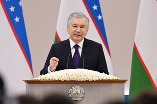 Yoshlarimizni kitob oʻqishga qiziqishini oshirishda tanlovlar muhim rol oʻynamoqda — Prezident