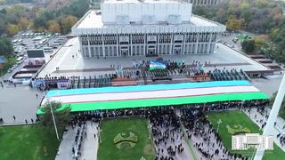 Muqaddasdir Vatan bayrog'i!