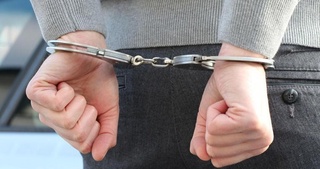 Talaba jamoat xavfsizligiga tahdid soluvchi material tarqatgani uchun qamaldi