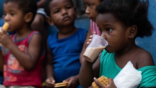 БМТ: Пандемия дунёдаги очарчиликни тўрт баравар ошириши мумкин