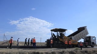 “Бухоро-Тўдакўл” йўли мукаммал таъмирланмоқда