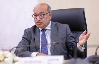 Mamlakatimiz iqtisodiyotining raqobatbardoshligi va jozibadorligini yuksaltirishga qaratilgan masalalar koʻrib chiqildi