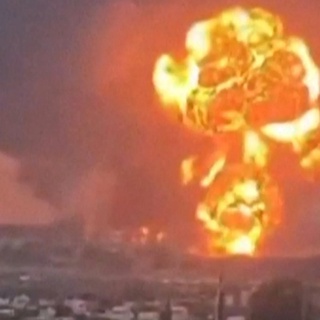 Israel strikes oil reservoirs in Yemen