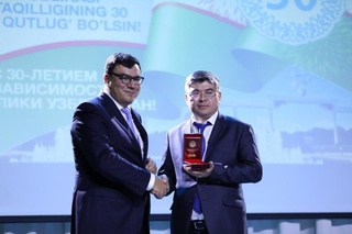 Татаристондаги фаол юртдошларимизга “Мустақилликнинг 30 йиллиги” кўкрак нишони топширилди