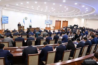 Президент Олий таълим, фан ва инновациялар вазирлиги фаолиятига эътироз билдирди