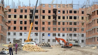 Ўзбекистонда қурувчиларга жисмоний ва юридик шахсларнинг пулларини назоратсиз сарфлаш тақиқланди