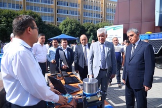 Суў хожалығында инновациялар: исбилерменлер ҳәм илимпазлар ашықтан-ашық сөйлесиўи өткерилмекте