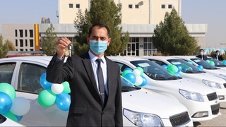 Qashqadaryoda yana bir soha mas'ullariga xizmat avtomashinalari topshirildi