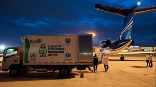 Әзербайжан Өзбекстанға 50 мың доза AstraZeneca вакцинасын берді