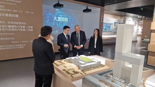 Қытайлы инвесторлар менен нәтийжели ушырасыўлар өткерилмекте