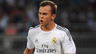 Может быть «Реалу» вернуть Дениса Черышева?