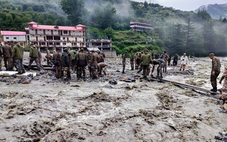 The number of victims of floods and landslides in northern India has reached 240